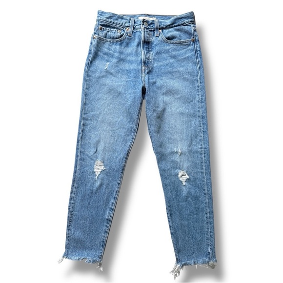 Levi's Wedgie Jeans Icon Fit High Rise Tapered Leg Light Wash - Picture 1 of 15